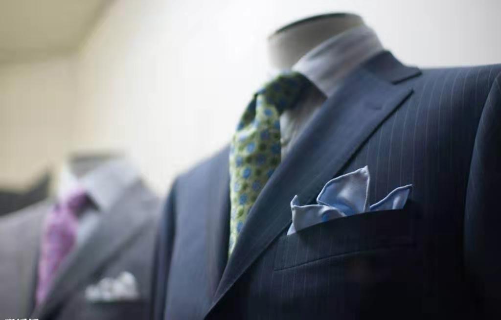 對于純棉工作服，該怎樣清洗呢?